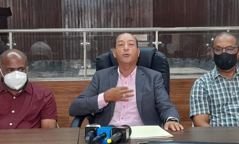 Alcalde y regidores desmienten acusación de irregularidades en ayuntamiento de Yamasá