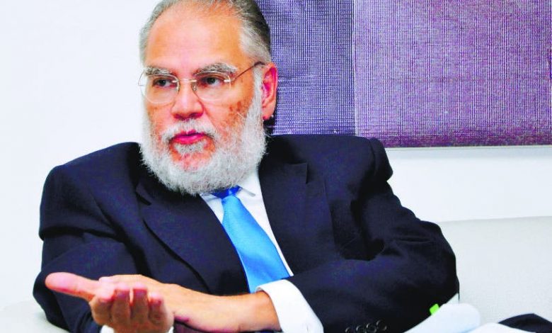 Ceara Hatton niega que deuda pública haya aumentado US$14 MM