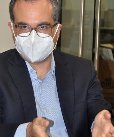 Diversificar; Fondos financian los déficits fiscales