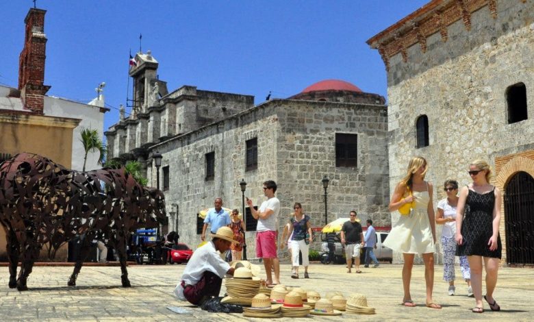 Espera un mayor flujo turistas por apertura Canadá