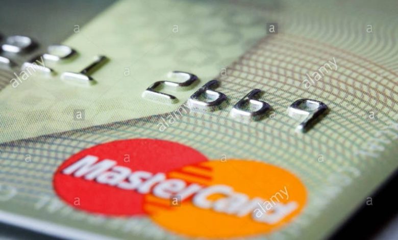 Mastercard busca eliminar tarjetas banda magnética