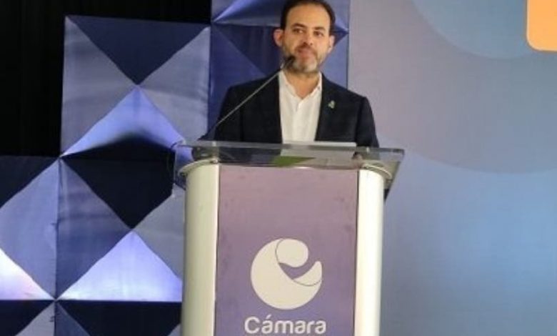 Reiteró necesidad modificar actual Código de Trabajo