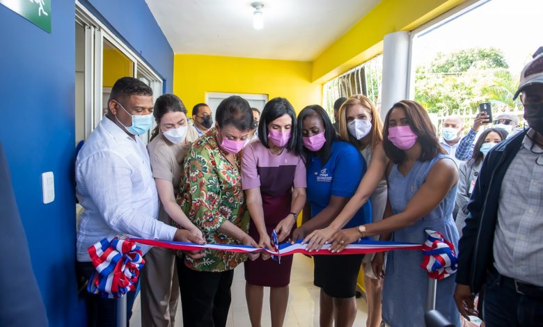 Raquel Arbaje durante la inauguración